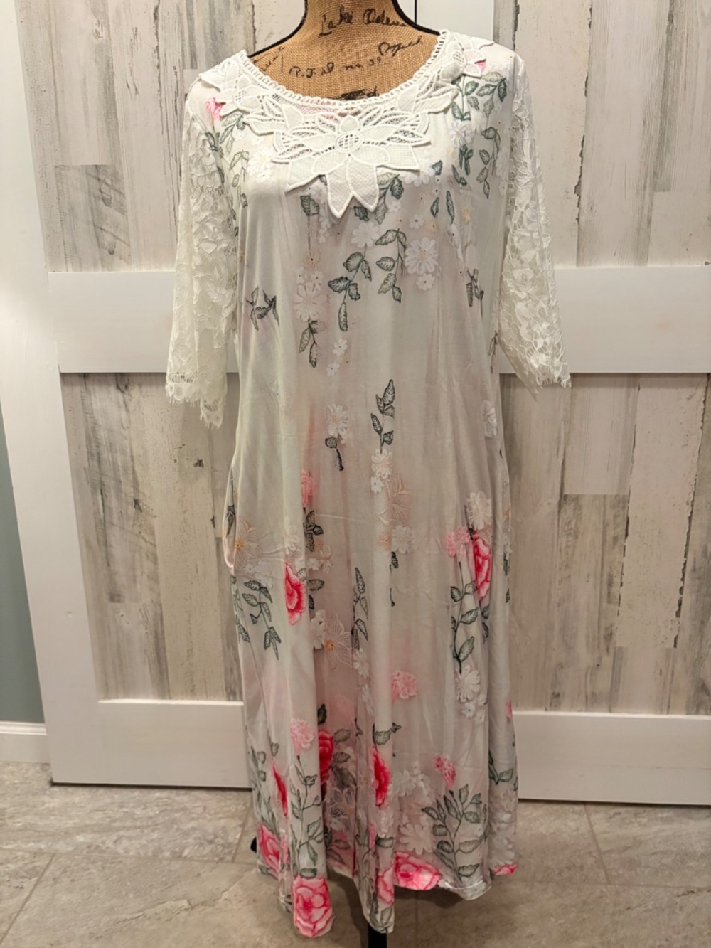 DRESS BY AMAZON - XL - Picture 6 of 6
